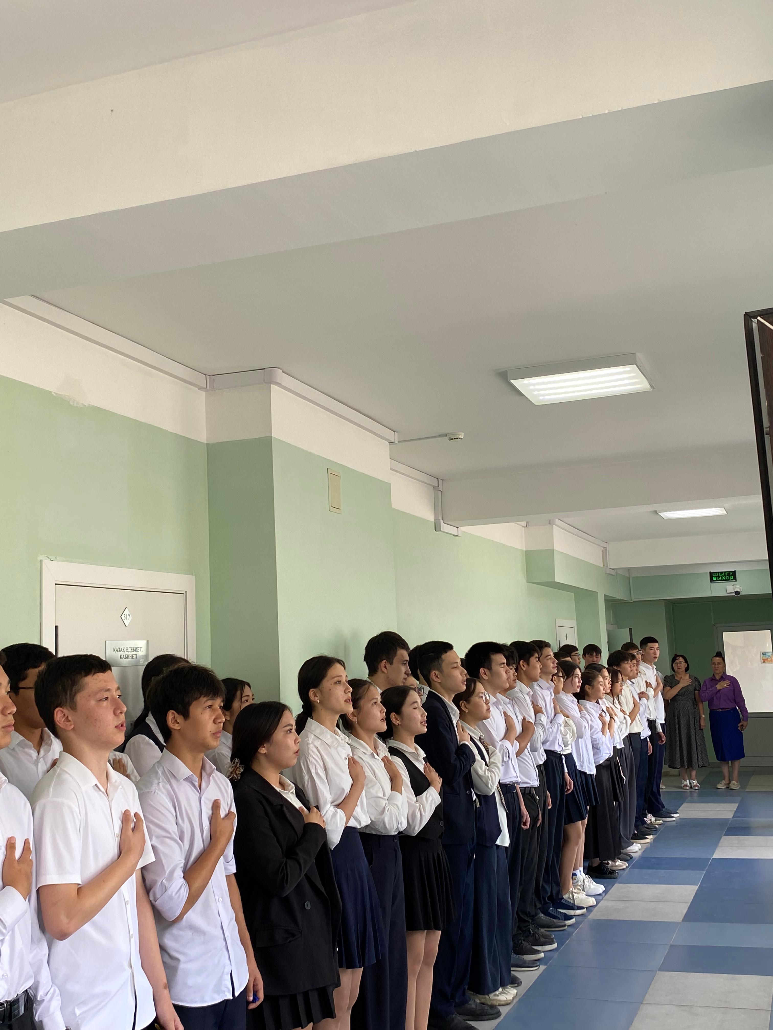 9 сынып білім алушылары 10 маусым күні  Орыс тілі пәнінен мемлекеттік емтихан тапсырды.