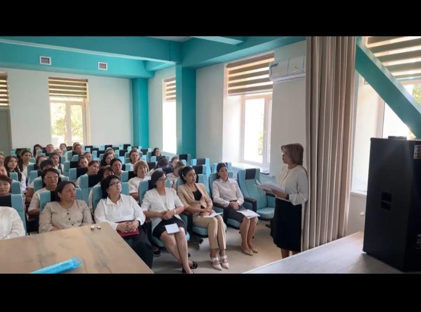 Кезекті педагогикалық кеңес өтті. Кеңесте оқу-тәрбие үдерісінің өзекті мәселелері қарастырылып, жаңа оқу жылына қойылатын міндеттер мен мақсаттар талқыланды.